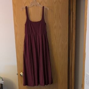 Beyond Yoga Featherweight At The Ready Square Neck Dress S Port Wine Ruby